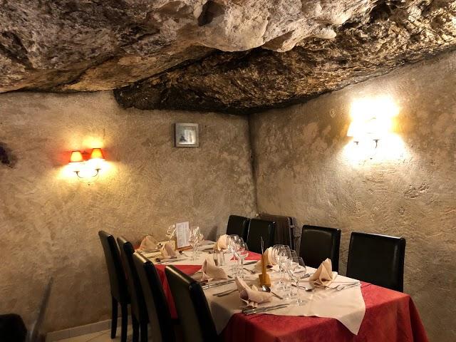 Restaurant Caves