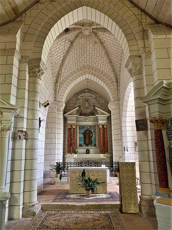 l'Église Saint-Hilaire de Verneuil-le-Château